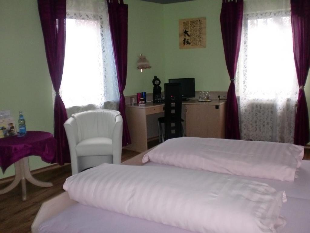 Hotel Sonne Bad Wildbad Kamer foto